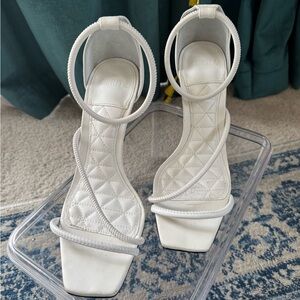 SCHUTZ | Gaiah Ankle Strap Sandals | White Leather | Size 8.5